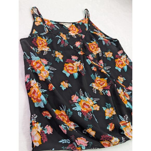 Pink Rose Vintage Large Faux Wrap Tank w/Vibrant Floral Print - Picture 3 of 10